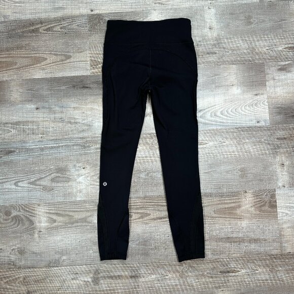 Lululemon Women’s Size 4 Black 25" Length Leggings With Zip Pockets And Mesh - Picture 2 of 11
